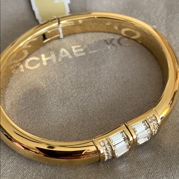 MICHAEL KORS Gold Bracelet with Super Bling! - Picture 2 of 4